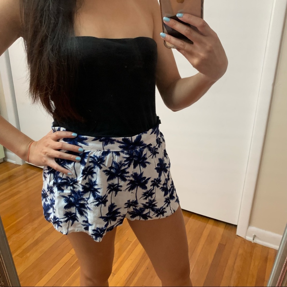 Palm Springs Airy Shorts
